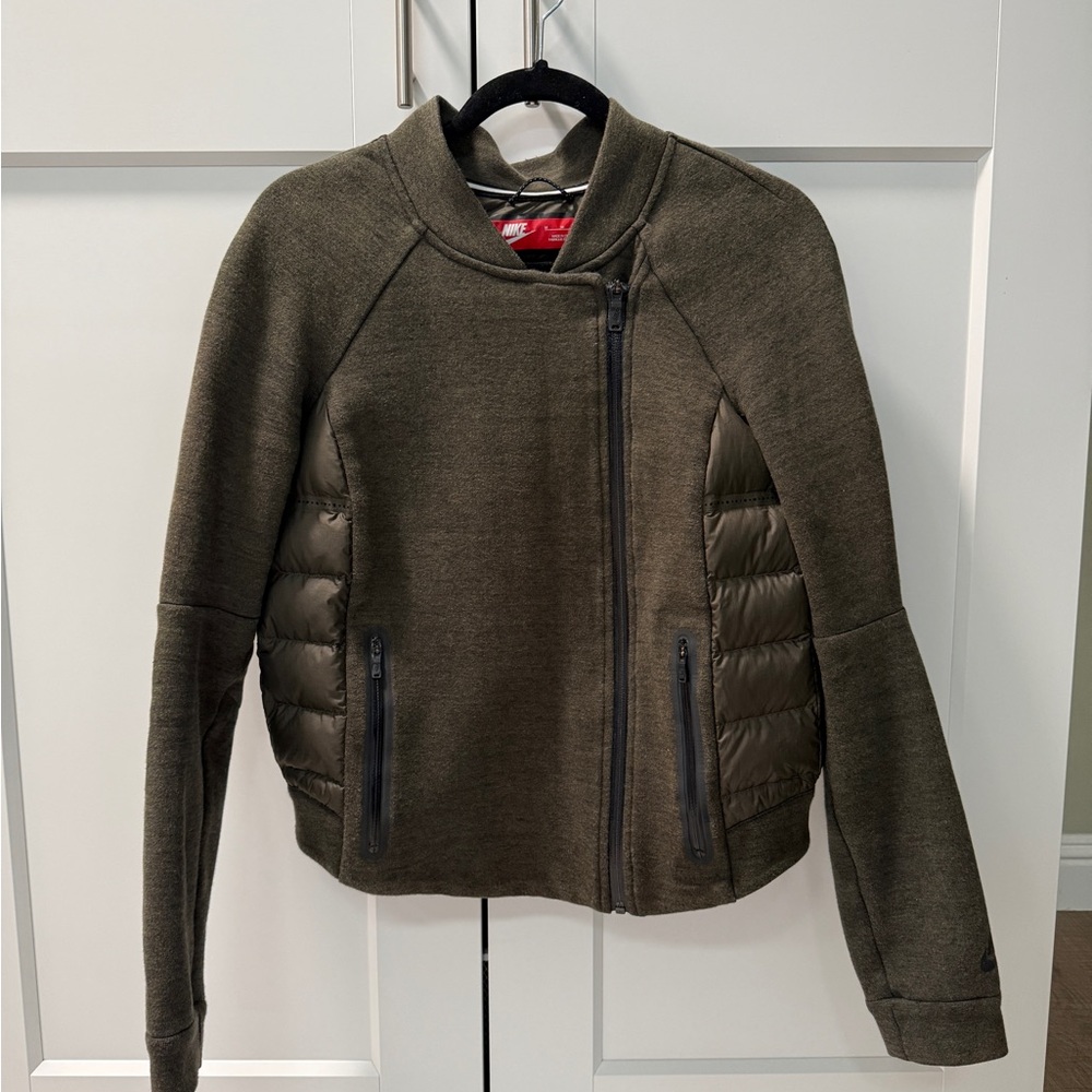 Nike Women's AEROLOFT Tech Fleece Bomber Jacket Sz M